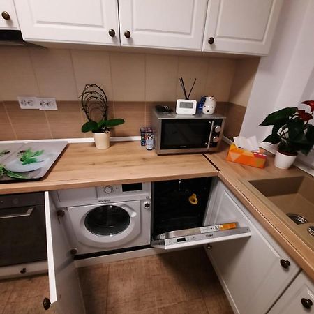 Апартаменти Happy Apartament Сібіу Екстер'єр фото