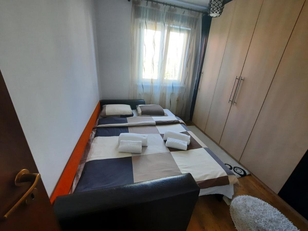 Апартаменти Happy Apartament Сібіу Екстер'єр фото